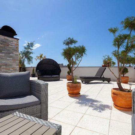 Luxury Apartment With Private Rooftop Terrace Pula Zewnętrze zdjęcie