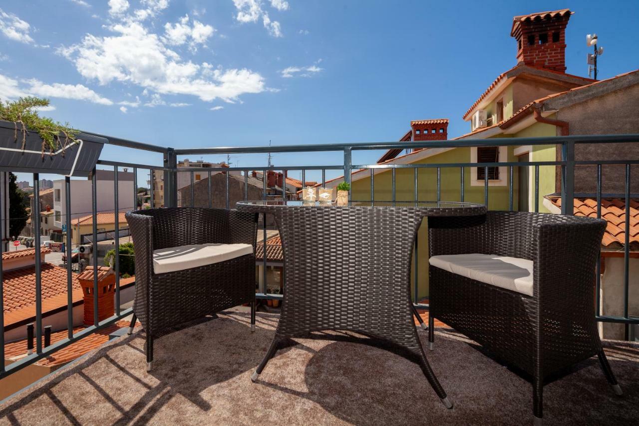 Luxury Apartment With Private Rooftop Terrace Pula Zewnętrze zdjęcie