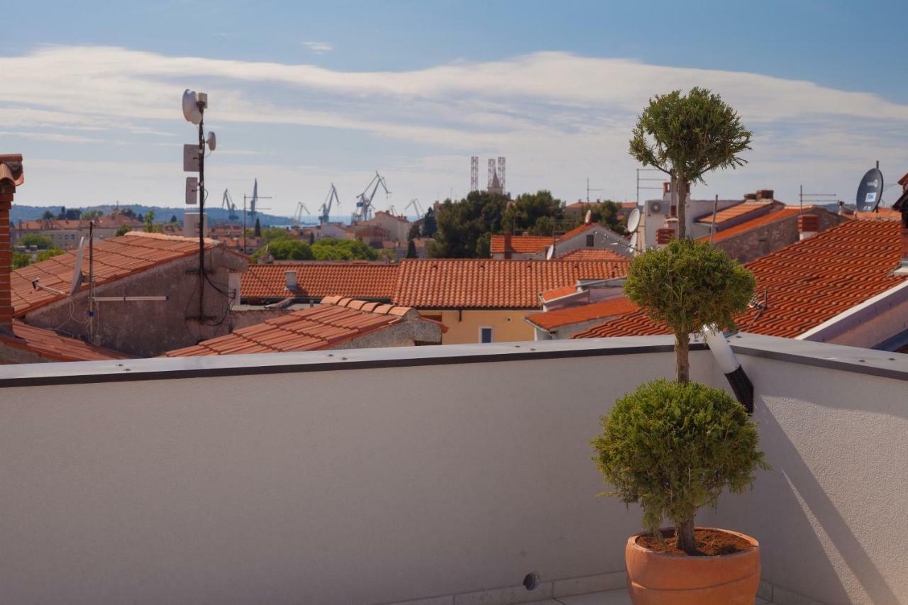 Luxury Apartment With Private Rooftop Terrace Pula Zewnętrze zdjęcie
