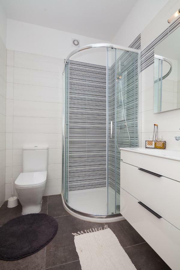 Luxury Apartment With Private Rooftop Terrace Pula Zewnętrze zdjęcie