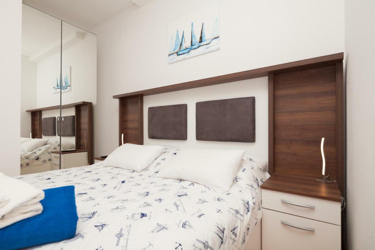 Luxury Apartment With Private Rooftop Terrace Pula Zewnętrze zdjęcie
