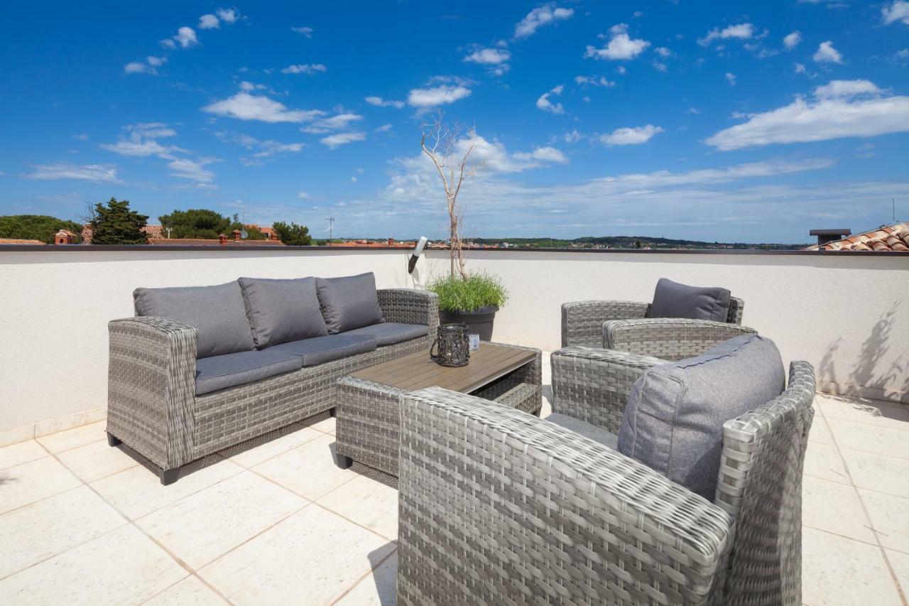Luxury Apartment With Private Rooftop Terrace Pula Zewnętrze zdjęcie
